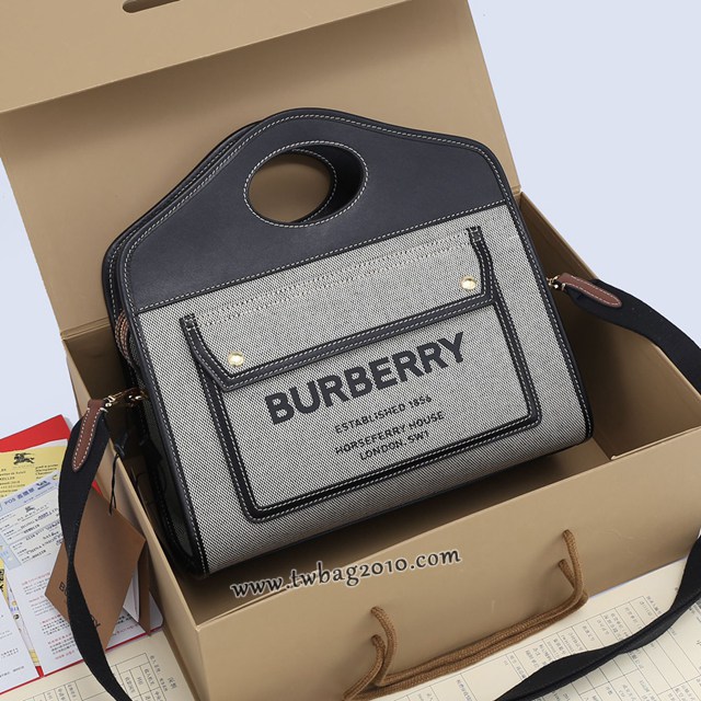 Burberry專門店新款撲克包拉鏈 巴寶莉Horseferry印花托特包 yxb1097